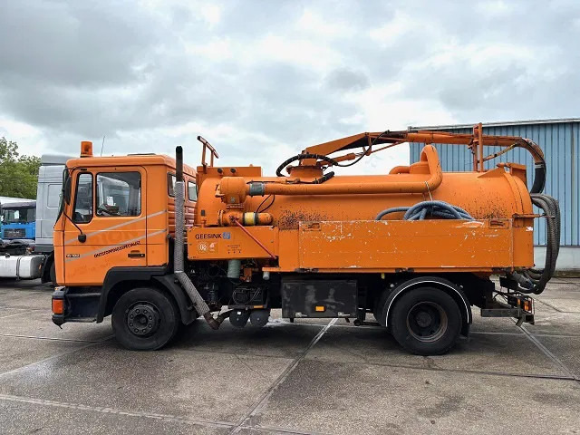 MAN F 15.192 (6-CILINDER) WITH GEESINK VACUUM TANK (MANUAL GEARBOX / P.T.O.) ORIGINAL DUTCH TRUCK - فراغ شاحنة: صور 5 MAN F 15.192 (6-CILINDER) WITH GEESINK VACUUM TANK (MANUAL GEARBOX / P.T.O.) ORIGINAL DUTCH TRUCK - فراغ شاحنة: صور 5