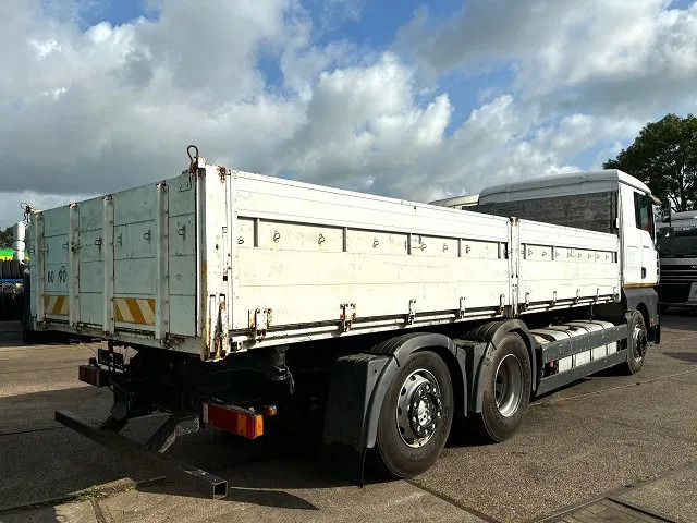 MAN TGA 26.410 XL 6x2 KIPPER (6-CILINDER HEADS) (ZF16 MANUAL GEARBOX / LIFT-AXLE / HYDRAULIC KIT / AIRCONDITIONING) - قلابات: صور 3 MAN TGA 26.410 XL 6x2 KIPPER (6-CILINDER HEADS) (ZF16 MANUAL GEARBOX / LIFT-AXLE / HYDRAULIC KIT / AIRCONDITIONING) - قلابات: صور 3