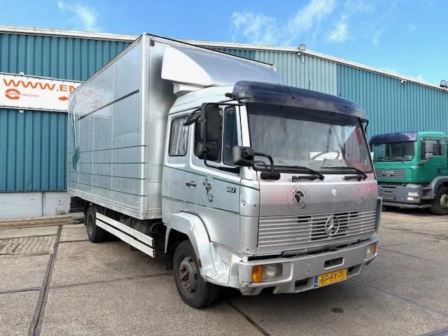 Mercedes-Benz LK 817 (6-CILINDER) ORIGINAL DUTCH TRUCK WITH CLOSED BOX (MANUAL GEARBOX / FULL STEEL SUSPENSION) - بصندوق مغلق شاحنة: صور 2 Mercedes-Benz LK 817 (6-CILINDER) ORIGINAL DUTCH TRUCK WITH CLOSED BOX (MANUAL GEARBOX / FULL STEEL SUSPENSION) - بصندوق مغلق شاحنة: صور 2