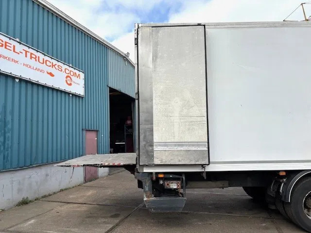 مبردة شاحنة Renault D 19 D320 SLEEPERCAB 4x2 LAMBERET / THERMOKING (EURO 6 / RETARDER / AUTOMATIC GEARBOX / AIRCONDITIONING): صور 9