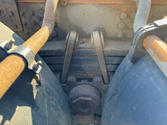 تأجير Scania R124-420 C 8x4 FULL STEEL CHASSIS (EURO 3 / FULL STEEL SUSPENSION / REDUCTION AXLES / GRS900 GEARBOX) Scania R124-420 C 8x4 FULL STEEL CHASSIS (EURO 3 / FULL STEEL SUSPENSION / REDUCTION AXLES / GRS900 GEARBOX): صور 13 تأجير Scania R124-420 C 8x4 FULL STEEL CHASSIS (EURO 3 / FULL STEEL SUSPENSION / REDUCTION AXLES / GRS900 GEARBOX) Scania R124-420 C 8x4 FULL STEEL CHASSIS (EURO 3 / FULL STEEL SUSPENSION / REDUCTION AXLES / GRS900 GEARBOX): صور 13