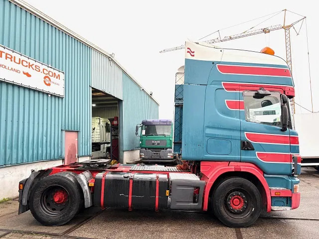 Scania R164-580 V8 TOPLINE COLLECTORS ITEM!! / APK 10-2026!! (12+2 MANUAL GEARBOX / RETARDER / AIRCONDITIONING / 2x TANK / ETC.) - شاحنة جرار: صور 4 Scania R164-580 V8 TOPLINE COLLECTORS ITEM!! / APK 10-2026!! (12+2 MANUAL GEARBOX / RETARDER / AIRCONDITIONING / 2x TANK / ETC.) - شاحنة جرار: صور 4