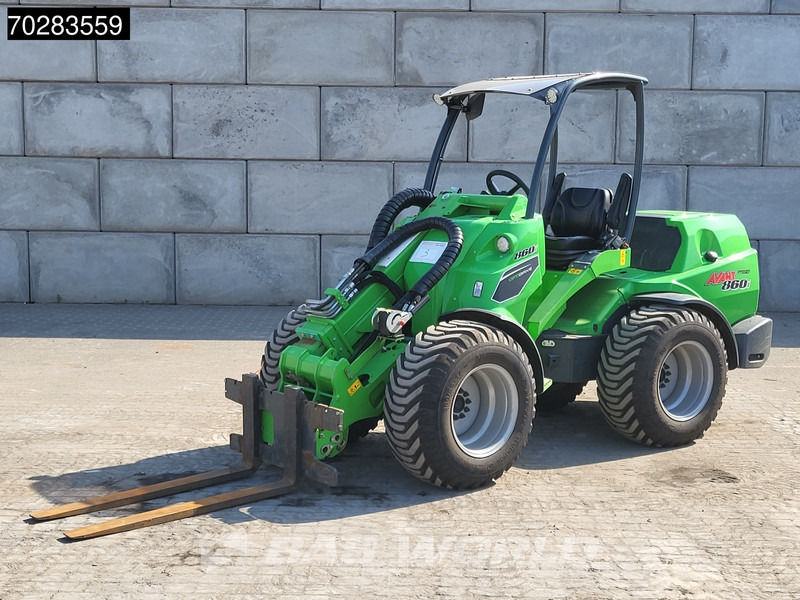 Avant M860i ATTACHMENTS INCLUDED - اللودر بعجل: صور 5 Avant M860i ATTACHMENTS INCLUDED - اللودر بعجل: صور 5