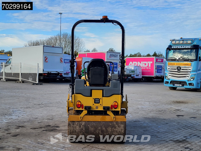 Caterpillar CB2.7 - مدحلة: صور 3 Caterpillar CB2.7 - مدحلة: صور 3