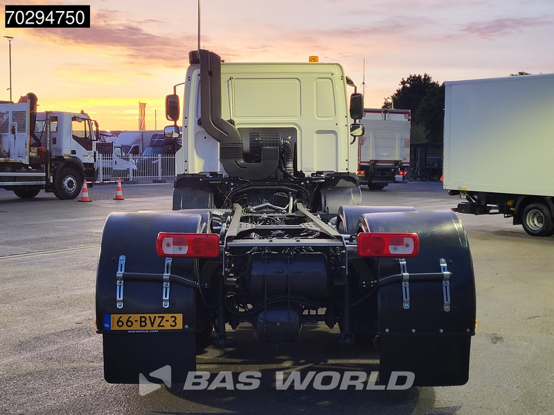 DAF CF 300 6X2 NEW chassis Lift/Steering Axle ACC Retarder Euro 6 - الشاسيه شاحنة: صور 3 DAF CF 300 6X2 NEW chassis Lift/Steering Axle ACC Retarder Euro 6 - الشاسيه شاحنة: صور 3