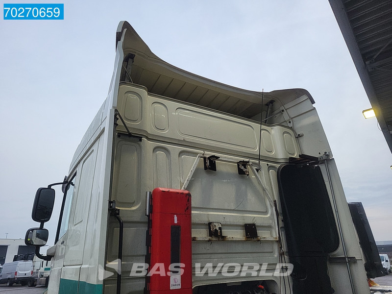 DAF XF 440 4X2 SC Mega Hebesattel Euro 6 - شاحنة جرار: صور 5 DAF XF 440 4X2 SC Mega Hebesattel Euro 6 - شاحنة جرار: صور 5