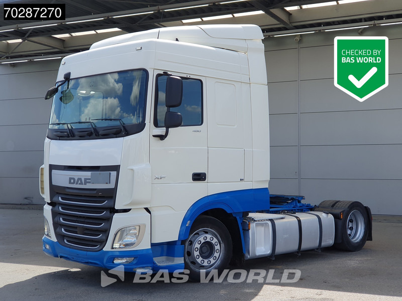DAF XF 480 4X2 Mega ACC Standklima Euro 6 - شاحنة جرار: صور 1 DAF XF 480 4X2 Mega ACC Standklima Euro 6 - شاحنة جرار: صور 1