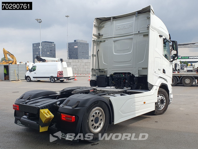 DAF XF 480 4X2 Retarder 2xTanks LED ACC Standklima Euro 6 - شاحنة جرار: صور 5 DAF XF 480 4X2 Retarder 2xTanks LED ACC Standklima Euro 6 - شاحنة جرار: صور 5