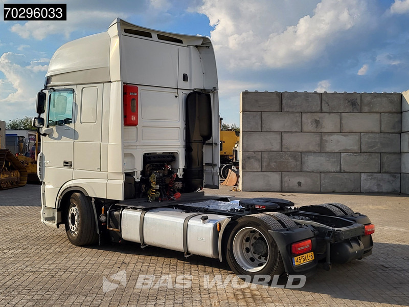 DAF XF 480 XF 4X2 NL-Truck APK Mega 2xTanks ACC Standklima Euro 6 - شاحنة جرار: صور 2 DAF XF 480 XF 4X2 NL-Truck APK Mega 2xTanks ACC Standklima Euro 6 - شاحنة جرار: صور 2