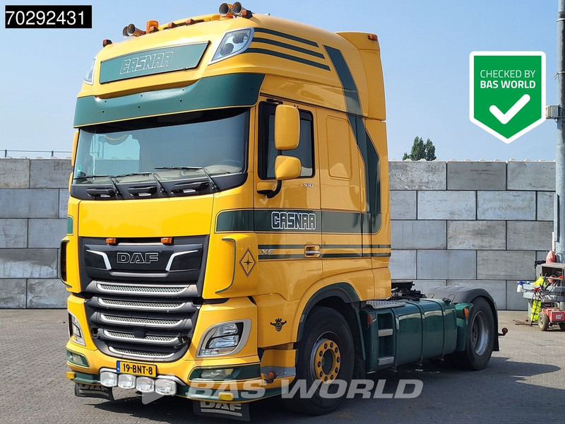 DAF XF 530 4X2 BROKEN ENGINE! NL-Truck Retarder Standairco 2xTanks ACC Euro 6 - شاحنة جرار: صور 1 DAF XF 530 4X2 BROKEN ENGINE! NL-Truck Retarder Standairco 2xTanks ACC Euro 6 - شاحنة جرار: صور 1