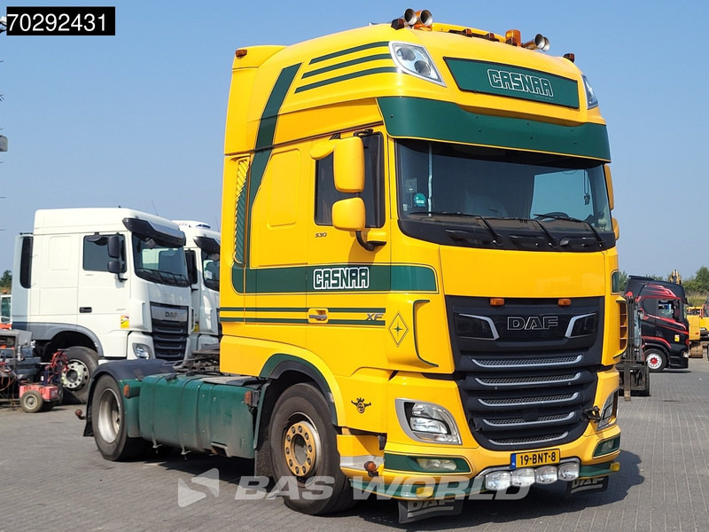 DAF XF 530 4X2 BROKEN ENGINE! NL-Truck Retarder Standairco 2xTanks ACC Euro 6 - شاحنة جرار: صور 3 DAF XF 530 4X2 BROKEN ENGINE! NL-Truck Retarder Standairco 2xTanks ACC Euro 6 - شاحنة جرار: صور 3