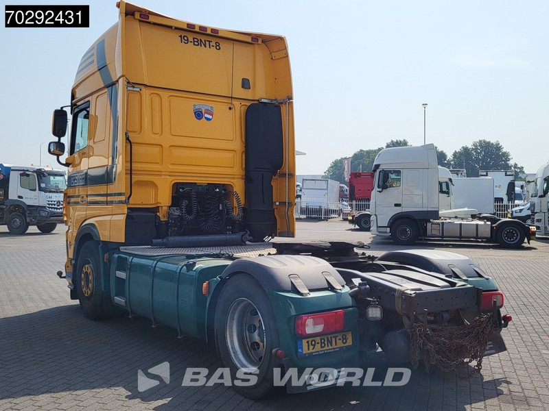 DAF XF 530 4X2 BROKEN ENGINE! NL-Truck Retarder Standairco 2xTanks ACC Euro 6 - شاحنة جرار: صور 2 DAF XF 530 4X2 BROKEN ENGINE! NL-Truck Retarder Standairco 2xTanks ACC Euro 6 - شاحنة جرار: صور 2