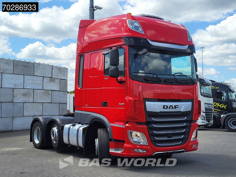 DAF XF 530 6X2 SSC Retarder Standklima Lift-Lenkachse ACC Euro 6 - شاحنة جرار: صور 3 DAF XF 530 6X2 SSC Retarder Standklima Lift-Lenkachse ACC Euro 6 - شاحنة جرار: صور 3