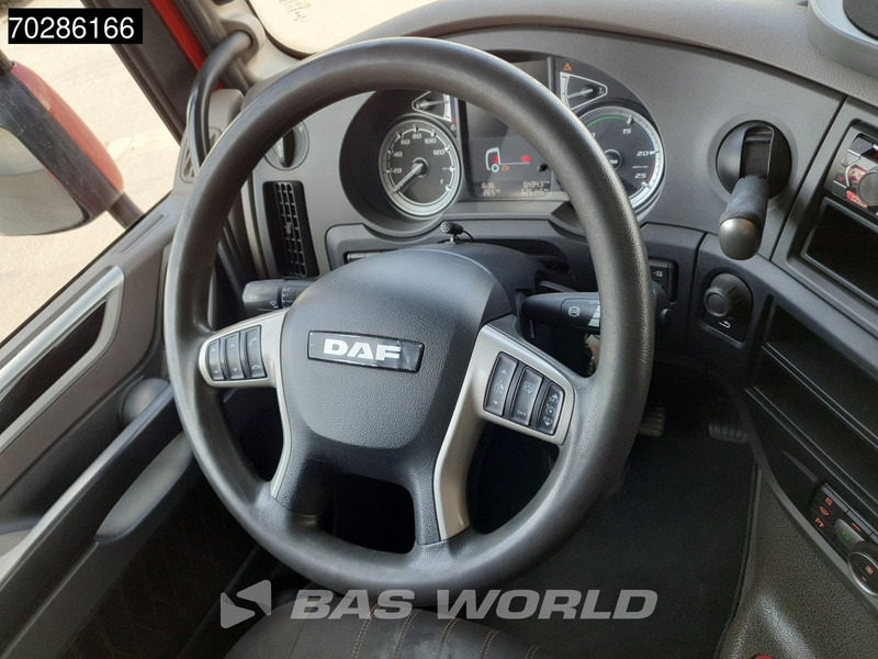 DAF XF 530 XF 6X4 SSC Manual Euro 6 - شاحنة جرار: صور 3 DAF XF 530 XF 6X4 SSC Manual Euro 6 - شاحنة جرار: صور 3