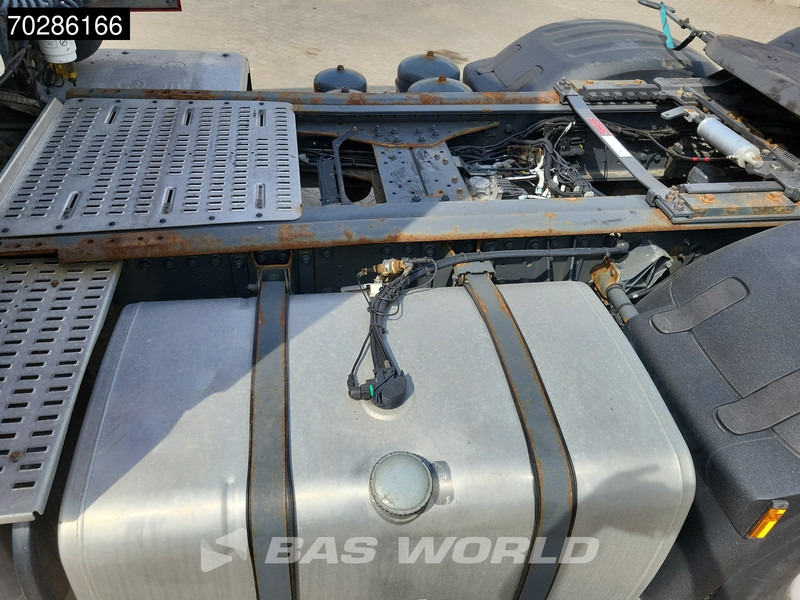 DAF XF 530 XF 6X4 SSC Manual Euro 6 - شاحنة جرار: صور 5 DAF XF 530 XF 6X4 SSC Manual Euro 6 - شاحنة جرار: صور 5