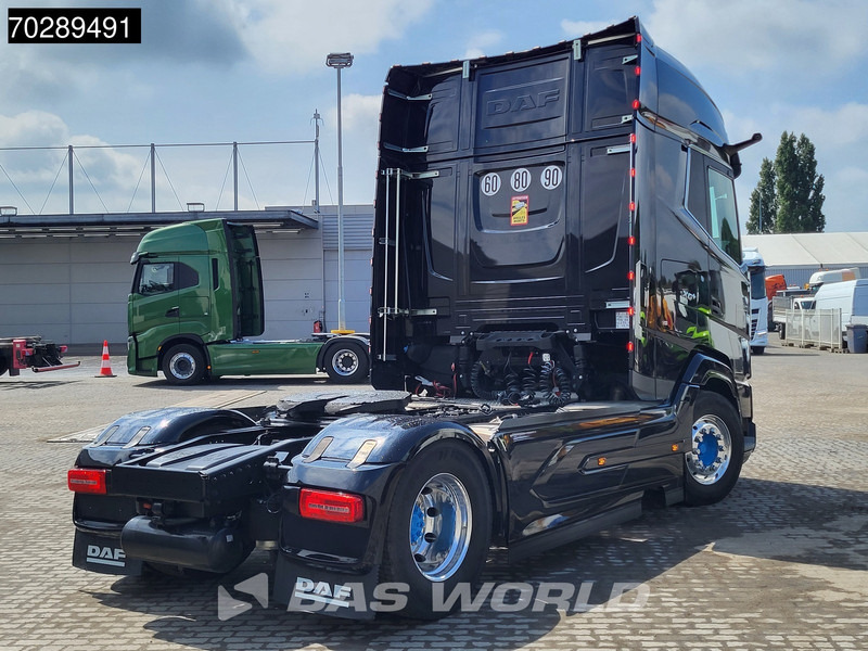 DAF XG+ 530 4X2 Full-Air Retarder 2xTanks Leder Standklima Alcoa's ACC LED Euro 6 - شاحنة جرار: صور 5 DAF XG+ 530 4X2 Full-Air Retarder 2xTanks Leder Standklima Alcoa's ACC LED Euro 6 - شاحنة جرار: صور 5