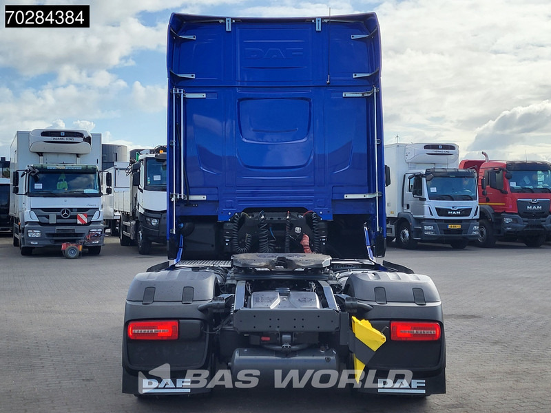 DAF XG+ 530 XG+ 4X2 Retarder 2x Tanks Alcoa's Standklima ACC - شاحنة جرار: صور 3 DAF XG+ 530 XG+ 4X2 Retarder 2x Tanks Alcoa's Standklima ACC - شاحنة جرار: صور 3