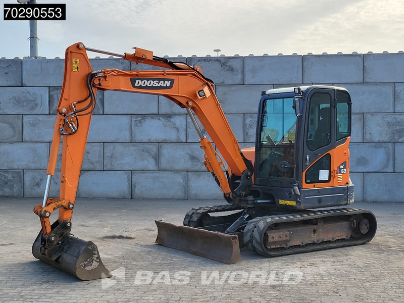 Doosan DX63-3 - حفارة مصغرة: صور 2 Doosan DX63-3 - حفارة مصغرة: صور 2
