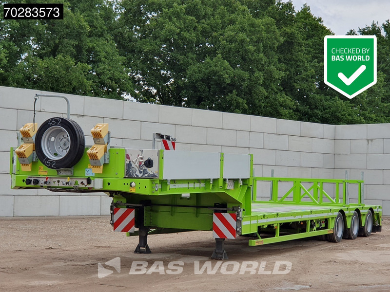 Faymonville F-S43-1AAF 3 axles Extendable Twistlocks 3x Hydraulic Steering Galvanised - عربة مسطحة منخفضة نصف مقطورة: صور 1 Faymonville F-S43-1AAF 3 axles Extendable Twistlocks 3x Hydraulic Steering Galvanised - عربة مسطحة منخفضة نصف مقطورة: صور 1