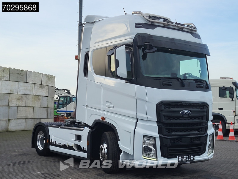 Ford F-Max 500 4X2 Retarder Standairco 2xTanks ACC LED Euro 6 - شاحنة جرار: صور 3 Ford F-Max 500 4X2 Retarder Standairco 2xTanks ACC LED Euro 6 - شاحنة جرار: صور 3