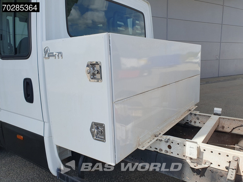 Iveco Daily 35C16 3.0L Open Laadbak met Kist Dubbel Cabine Dubbellucht 3,5t Trekhaak Airco Cruise Euro6 Pritsche Pickup Open Box 2m3 A/C Tow - الشاحنات الصغيرة المسطحة: صور 3 Iveco Daily 35C16 3.0L Open Laadbak met Kist Dubbel Cabine Dubbellucht 3,5t Trekhaak Airco Cruise Euro6 Pritsche Pickup Open Box 2m3 A/C Tow - الشاحنات الصغيرة المسطحة: صور 3