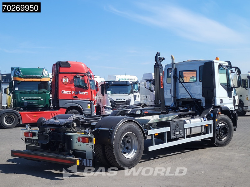 Iveco Eurocargo 180E320 4X2 NEW! 14tons Hiab Multilift ULT14S51 ACC Euro 6 - شاحنة ذات الخطاف: صور 5 Iveco Eurocargo 180E320 4X2 NEW! 14tons Hiab Multilift ULT14S51 ACC Euro 6 - شاحنة ذات الخطاف: صور 5