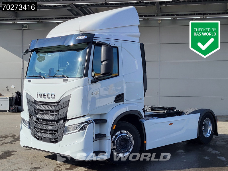 Iveco S-Way 340 4X2 NEW! ActiveTime Alcoa's ACC LED - شاحنة جرار: صور 1 Iveco S-Way 340 4X2 NEW! ActiveTime Alcoa's ACC LED - شاحنة جرار: صور 1