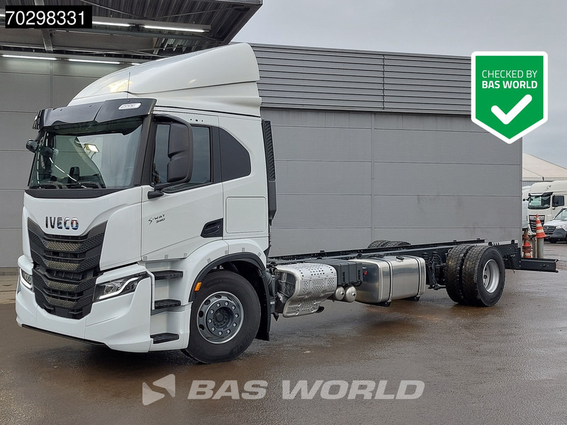 Iveco S-Way 340 4X2 NEW! Chassis ACC Led Euro 6 - الشاسيه شاحنة: صور 1 Iveco S-Way 340 4X2 NEW! Chassis ACC Led Euro 6 - الشاسيه شاحنة: صور 1