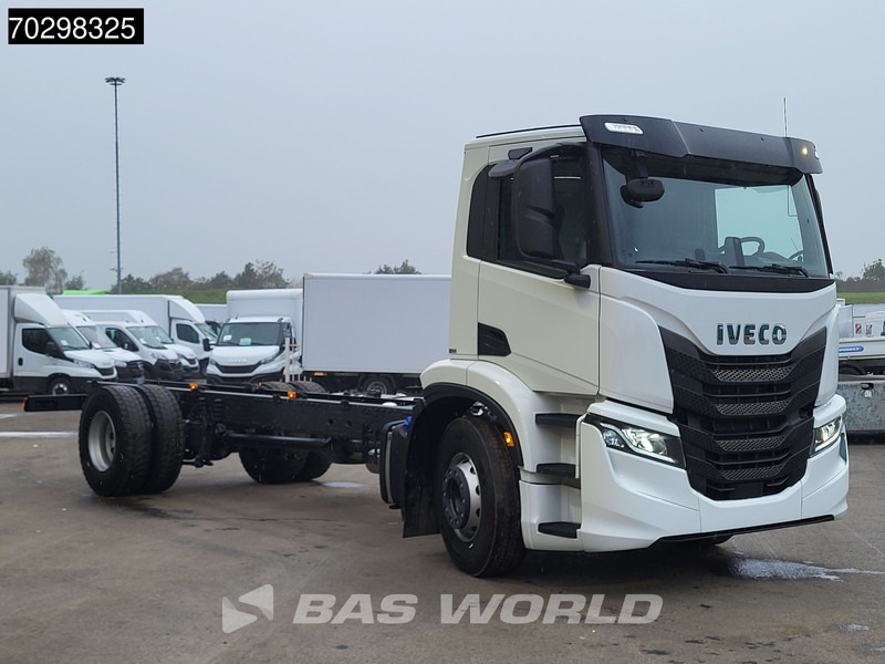 Iveco S-Way 340 4X2 NEW! Chassis Automatic LED Navi ACC Euro 6 - الشاسيه شاحنة: صور 3 Iveco S-Way 340 4X2 NEW! Chassis Automatic LED Navi ACC Euro 6 - الشاسيه شاحنة: صور 3
