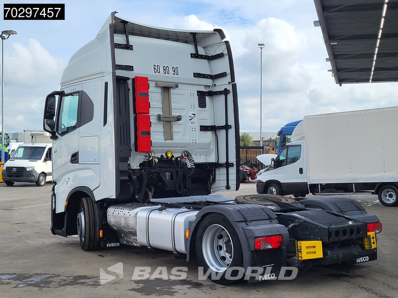 Iveco S-Way 460 4X2 Mega Retarder 2xTanks ACC Euro 6 - شاحنة جرار: صور 2 Iveco S-Way 460 4X2 Mega Retarder 2xTanks ACC Euro 6 - شاحنة جرار: صور 2