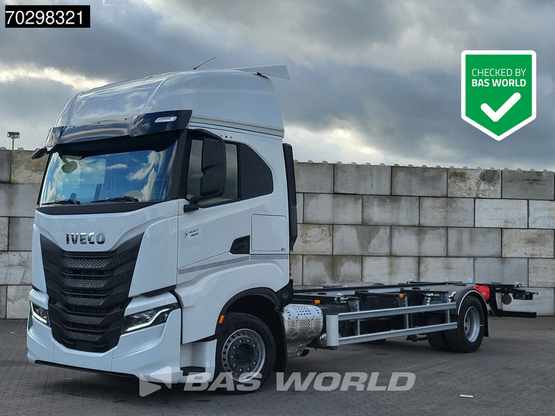Iveco S-Way 460 4X2 NEW! BDF Navi ACC LED Automatic Euro 6 - شاحنات الحاويات/ جسم علوي قابل للتغيير شاحنة: صور 1 Iveco S-Way 460 4X2 NEW! BDF Navi ACC LED Automatic Euro 6 - شاحنات الحاويات/ جسم علوي قابل للتغيير شاحنة: صور 1