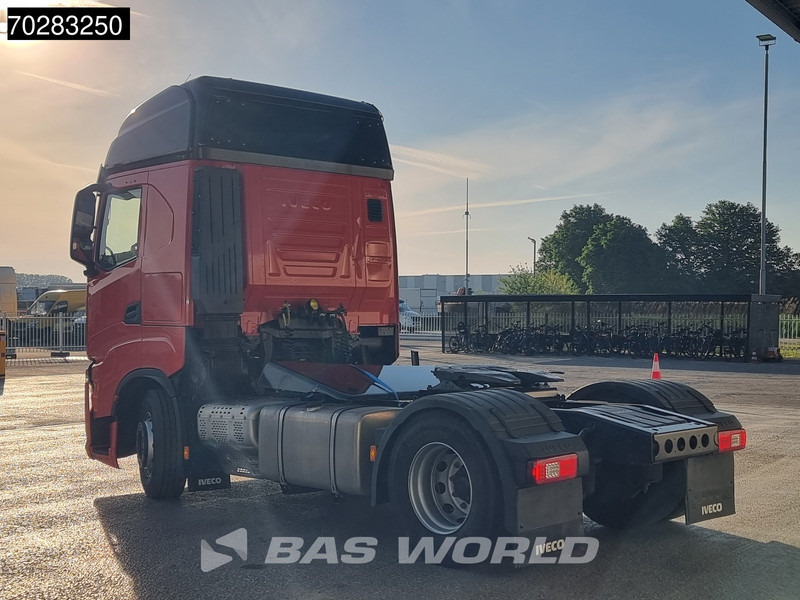 Iveco S-Way 490 4X2 DAMAGED! chassis bent 2x Tanks LED Navi Euro 6 - شاحنة جرار: صور 2 Iveco S-Way 490 4X2 DAMAGED! chassis bent 2x Tanks LED Navi Euro 6 - شاحنة جرار: صور 2