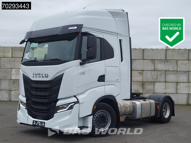 Iveco S-Way 490 4X2 Retarder Standairco 2xTanks ACC LED Navi Euro 6 - شاحنة جرار: صور 1 Iveco S-Way 490 4X2 Retarder Standairco 2xTanks ACC LED Navi Euro 6 - شاحنة جرار: صور 1