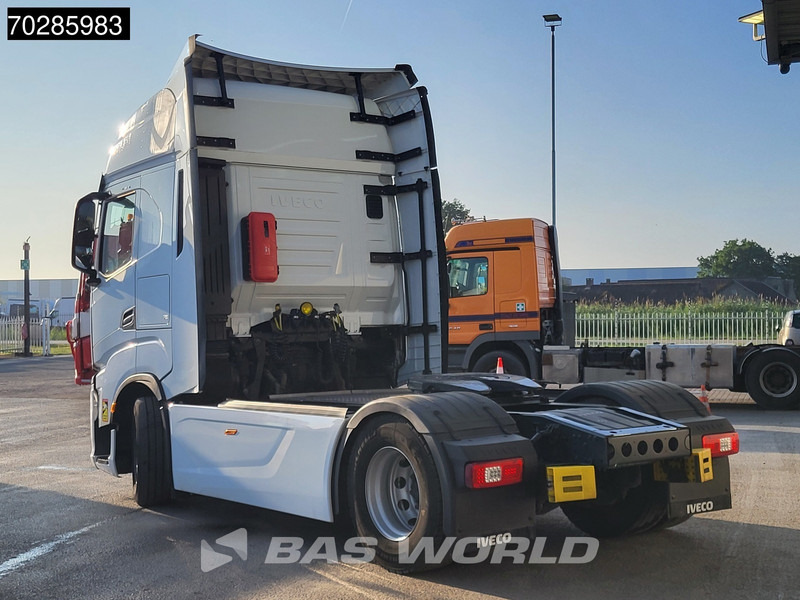 Iveco S-Way 490 4X2 Retarder Standklima 2xTanks Navi ACC LED Euro 6 - شاحنة جرار: صور 2 Iveco S-Way 490 4X2 Retarder Standklima 2xTanks Navi ACC LED Euro 6 - شاحنة جرار: صور 2