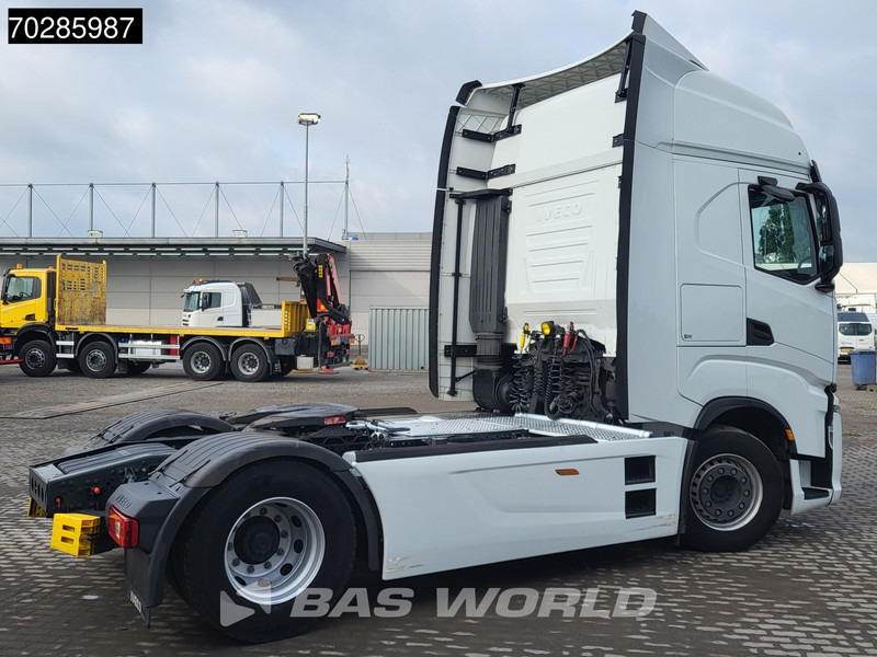 Iveco S-Way 490 4X2 Retarder Standklima 2xTanks Navi - شاحنة جرار: صور 5 Iveco S-Way 490 4X2 Retarder Standklima 2xTanks Navi - شاحنة جرار: صور 5