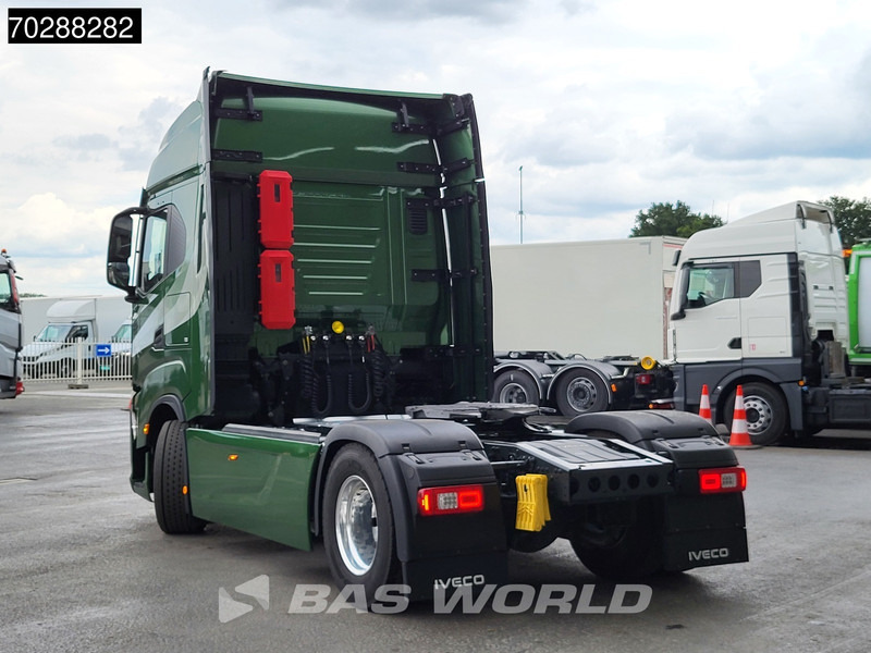 Iveco S-Way 500 4X2 2024! 2x Tanks Standklima ADR Alcoa's ACC Euro 6 - شاحنة جرار: صور 2 Iveco S-Way 500 4X2 2024! 2x Tanks Standklima ADR Alcoa's ACC Euro 6 - شاحنة جرار: صور 2