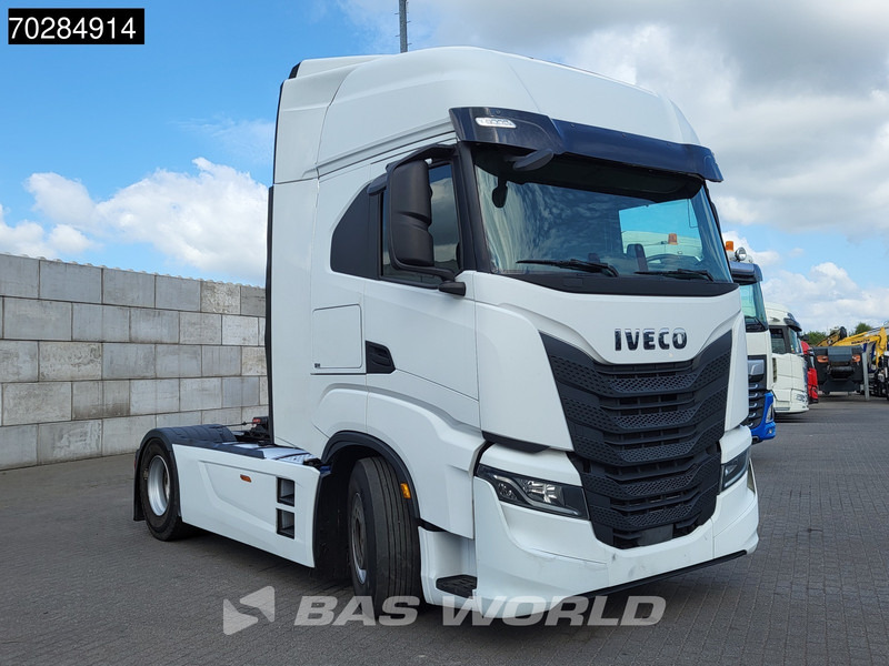 Iveco S-Way 510 S-Way 4X2 Retarder 2xTanks ACC Navi Euro 6 - شاحنة جرار: صور 3 Iveco S-Way 510 S-Way 4X2 Retarder 2xTanks ACC Navi Euro 6 - شاحنة جرار: صور 3