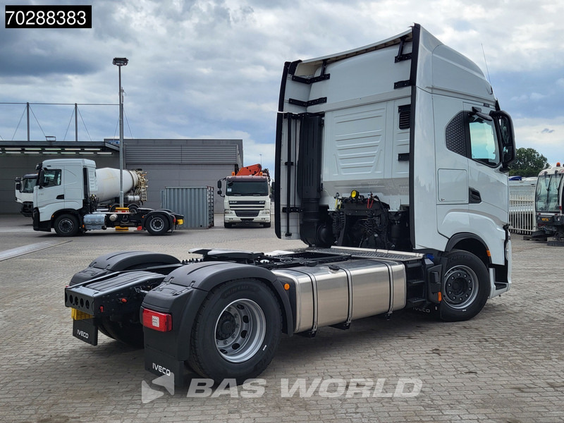 Iveco S-Way 580 4X2 2x Tanks ACC Standklima - شاحنة جرار: صور 5 Iveco S-Way 580 4X2 2x Tanks ACC Standklima - شاحنة جرار: صور 5