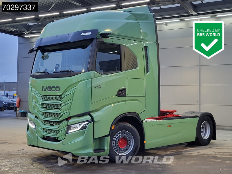 Iveco S-Way 580 4X2 NEW! LED Standklima ACC Navi Euro 6 - شاحنة جرار: صور 1 Iveco S-Way 580 4X2 NEW! LED Standklima ACC Navi Euro 6 - شاحنة جرار: صور 1