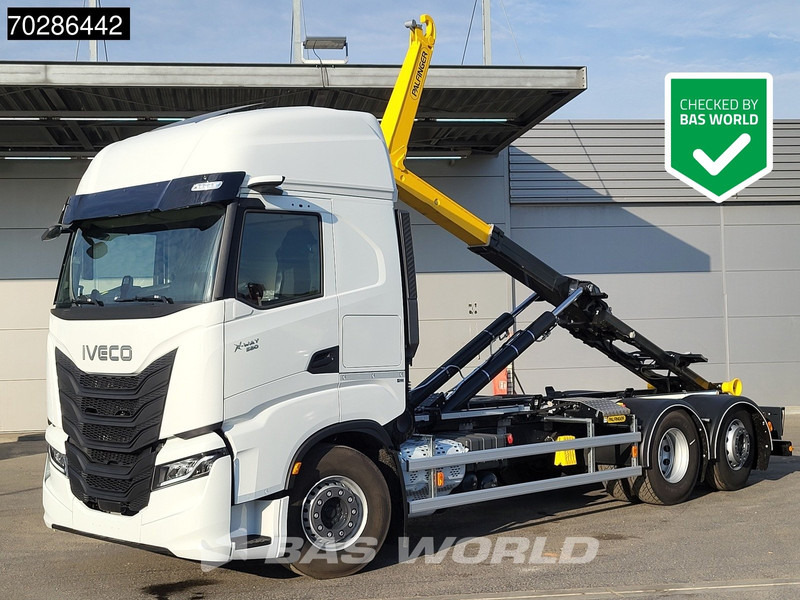 Iveco X-Way 580 6X2 NEW Palfinger PHT20SLD5 Hooklift Lift+steering Axle Automatic Navi ACC LED - شاحنة ذات الخطاف: صور 1 Iveco X-Way 580 6X2 NEW Palfinger PHT20SLD5 Hooklift Lift+steering Axle Automatic Navi ACC LED - شاحنة ذات الخطاف: صور 1