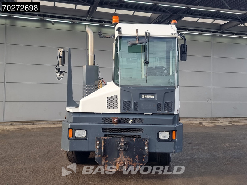 Kalmar T2 4X2 Big-Axle Drumbrakes Hydraulik Hebesattel - جرارات صالات المطارات: صور 2 Kalmar T2 4X2 Big-Axle Drumbrakes Hydraulik Hebesattel - جرارات صالات المطارات: صور 2