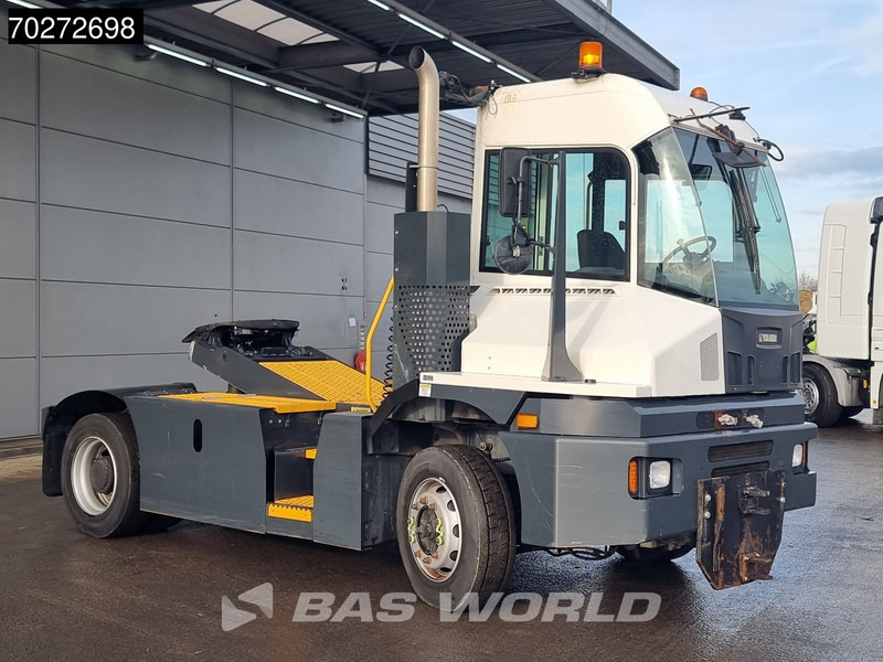 Kalmar T2 4X2 Big-Axle Drumbrakes Hydraulik Hebesattel - جرارات صالات المطارات: صور 3 Kalmar T2 4X2 Big-Axle Drumbrakes Hydraulik Hebesattel - جرارات صالات المطارات: صور 3