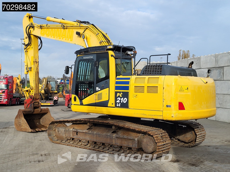 Komatsu PC210 LC-10 - حفارات زحافة: صور 2 Komatsu PC210 LC-10 - حفارات زحافة: صور 2
