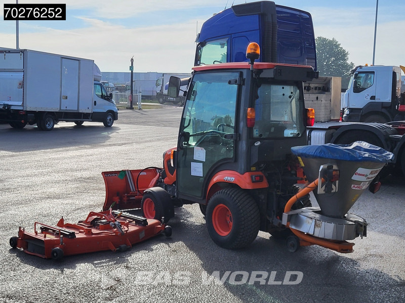 Kubota BX231D-C C10 4X4 - جرار: صور 2 Kubota BX231D-C C10 4X4 - جرار: صور 2