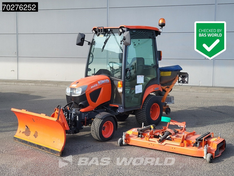 Kubota BX231D-C C10 4X4 - جرار: صور 1 Kubota BX231D-C C10 4X4 - جرار: صور 1