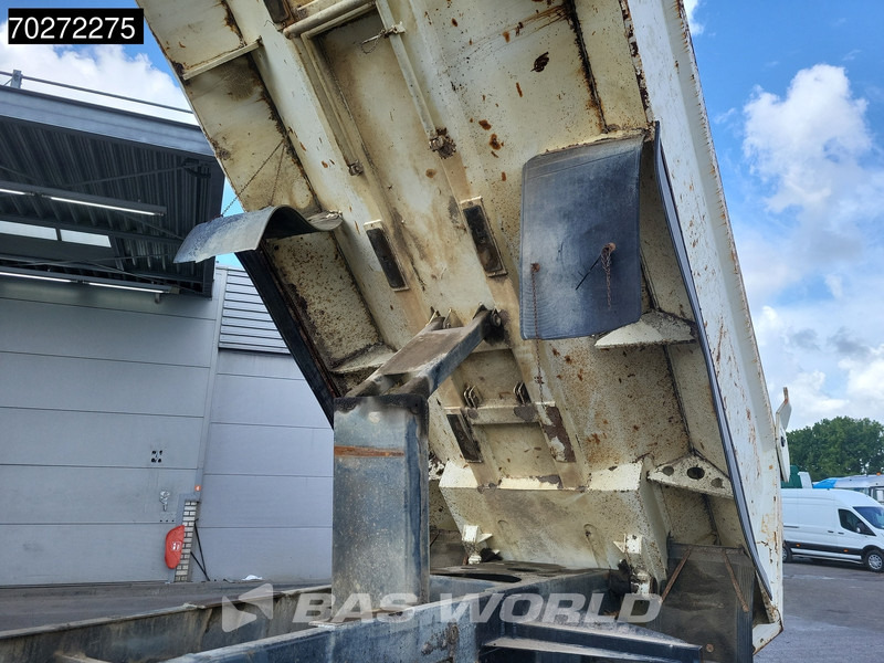 MAN TGA 41.430 8X6 23m3 Manual Big-Axle Steel suspension Euro 3 - قلابات: صور 3 MAN TGA 41.430 8X6 23m3 Manual Big-Axle Steel suspension Euro 3 - قلابات: صور 3