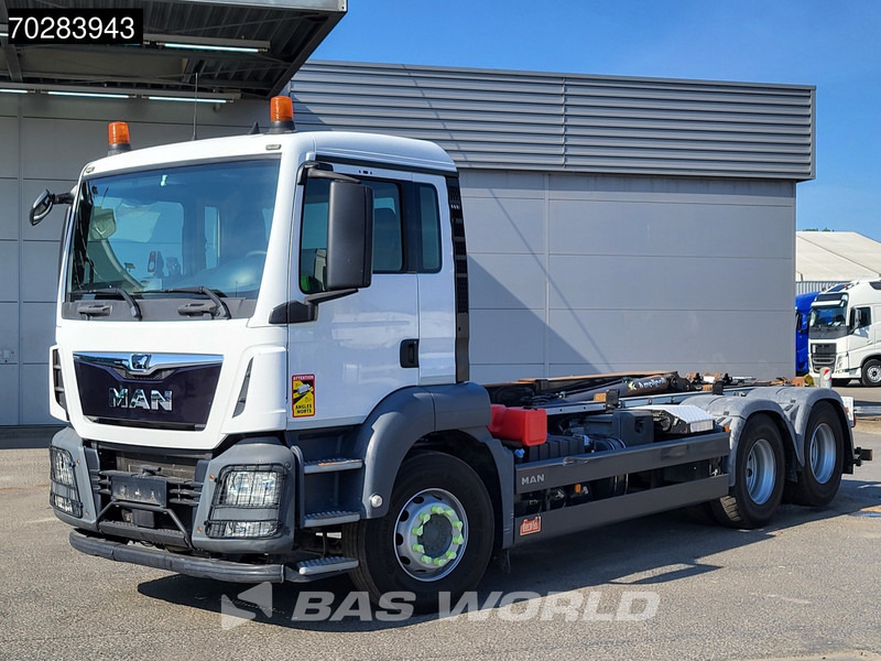 MAN TGS 28.460 6X2 20 Tonnes Marrel containersystem Automatic Liftachse Euro 6 - شاحنة ذات الخطاف: صور 3 MAN TGS 28.460 6X2 20 Tonnes Marrel containersystem Automatic Liftachse Euro 6 - شاحنة ذات الخطاف: صور 3