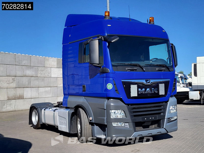 MAN TGX 18.460 4X2 XLX Mega Retarder 2x Tanks Standklima - شاحنة جرار: صور 3 MAN TGX 18.460 4X2 XLX Mega Retarder 2x Tanks Standklima - شاحنة جرار: صور 3