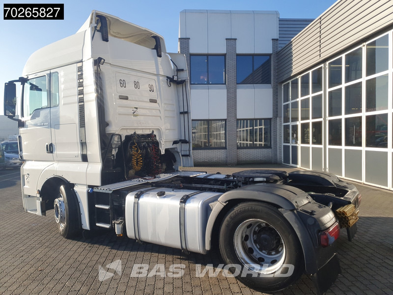MAN TGX 18.460 4X2 XLX Retarder 2x Tanks ACC Standklima - شاحنة جرار: صور 2 MAN TGX 18.460 4X2 XLX Retarder 2x Tanks ACC Standklima - شاحنة جرار: صور 2