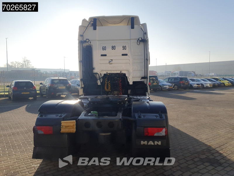 MAN TGX 18.460 4X2 XLX Retarder 2x Tanks ACC Standklima - شاحنة جرار: صور 3 MAN TGX 18.460 4X2 XLX Retarder 2x Tanks ACC Standklima - شاحنة جرار: صور 3